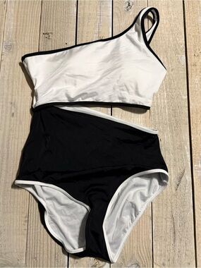 Victorias Secret One Piece Swimsuit White Black Swim Padded One Shoulder